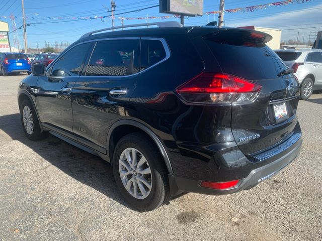 2018 Nissan Rogue AWD SV - 22961361 - 17