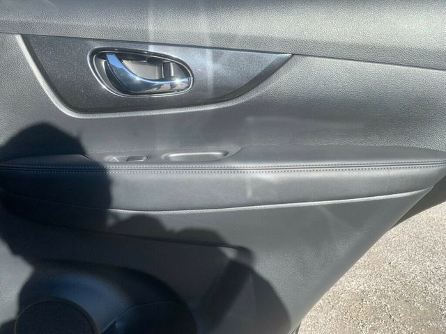 2018 Nissan Rogue AWD SV - 22961361 - 23