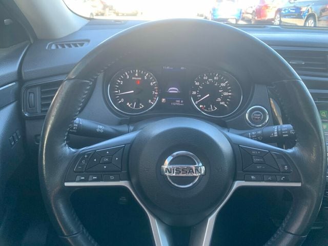 2018 Nissan Rogue AWD SV - 22961361 - 6