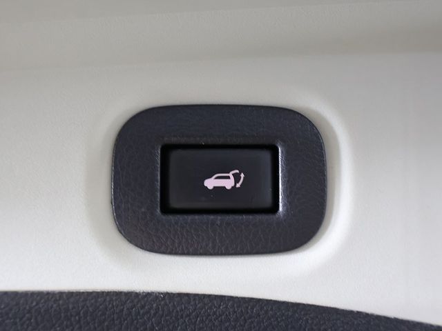 2018 Nissan Rogue AWD SV - 22993858 - 20