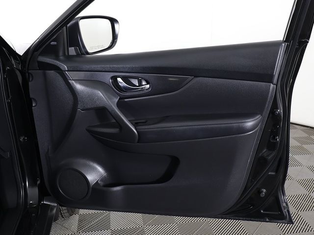 2018 Nissan Rogue AWD SV - 22993858 - 24