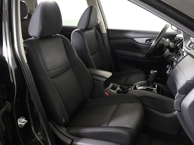 2018 Nissan Rogue AWD SV - 22993858 - 30