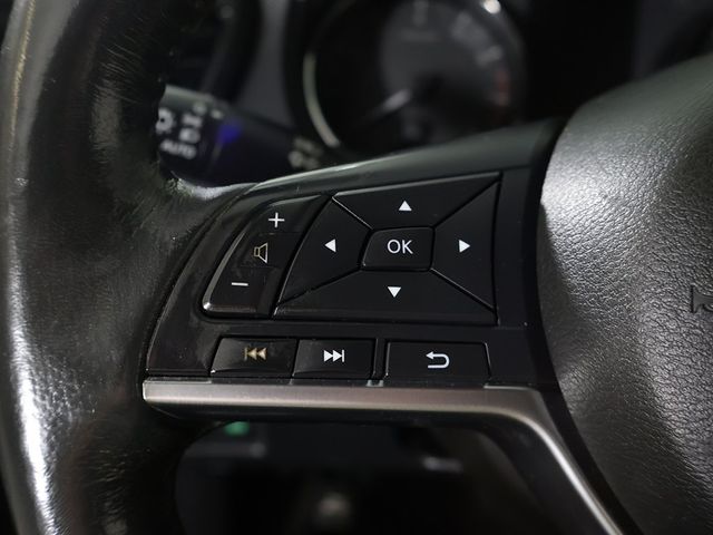 2018 Nissan Rogue AWD SV - 22993858 - 44