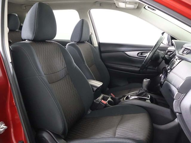 2018 Nissan Rogue AWD SV - 22967543 - 31