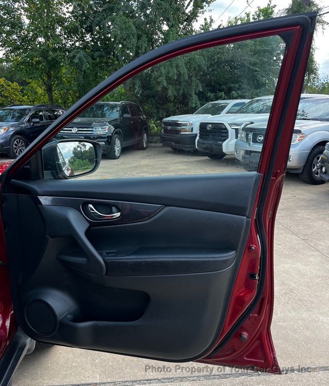 2018 Nissan Rogue AWD SV - 23088115 - 27
