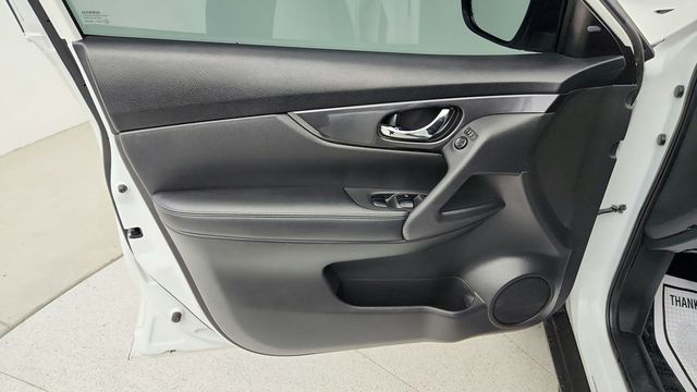 2018 Nissan Rogue AWD SV - 22950785 - 9