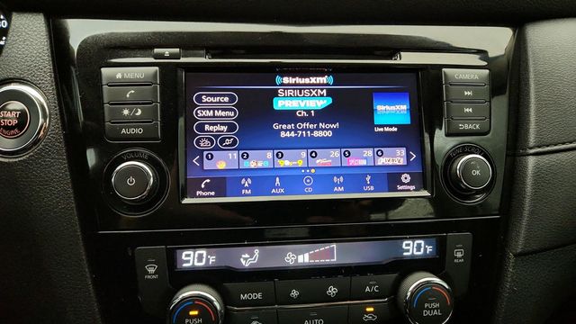 2018 Nissan Rogue AWD SV - 22950785 - 17