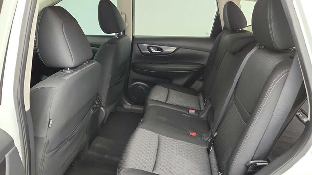 2018 Nissan Rogue AWD SV - 22950785 - 20