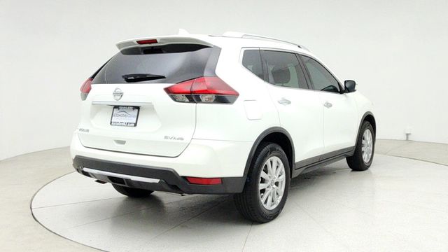 2018 Nissan Rogue AWD SV - 22950785 - 4