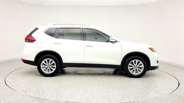 2018 Nissan Rogue AWD SV - 22971763 - 3