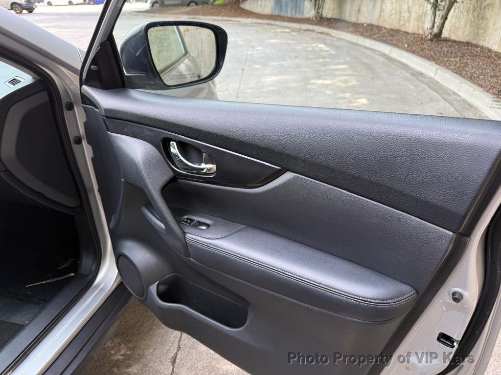 2018 Nissan Rogue FWD S - 23044369 - 8