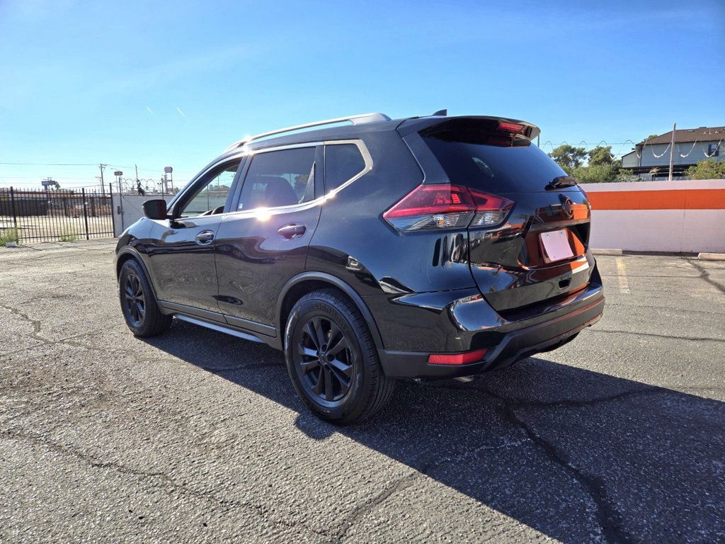 2018 Nissan Rogue S photo 3