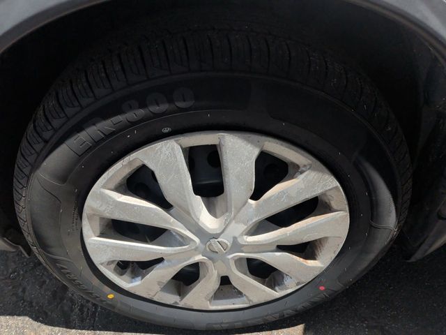 2018 Nissan Rogue FWD S - 23049731 - 9