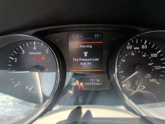2018 Nissan Rogue FWD S - 23049731 - 15