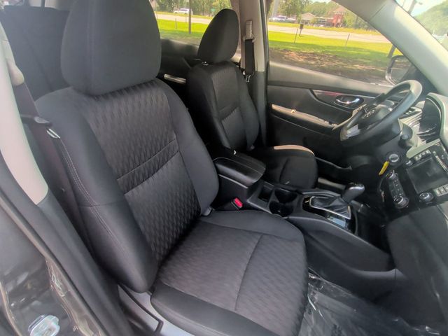 2018 Nissan Rogue FWD S - 23049731 - 19