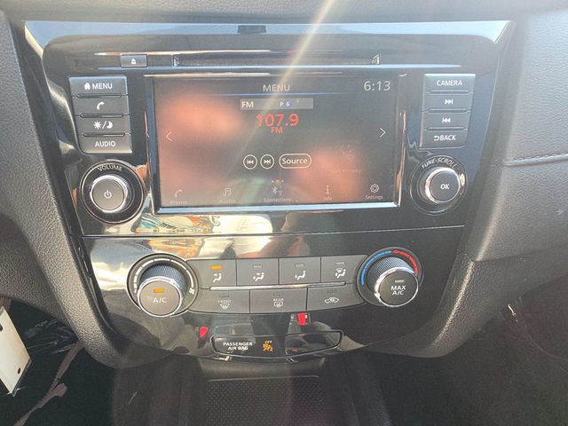 2018 Nissan Rogue FWD S - 23065475 - 13