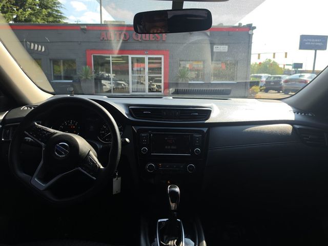 2018 Nissan Rogue FWD S - 23065475 - 26