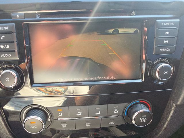 2018 Nissan Rogue FWD S - 23065475 - 27