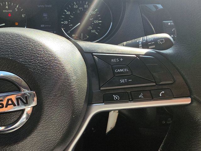 2018 Nissan Rogue FWD S - 23065475 - 30