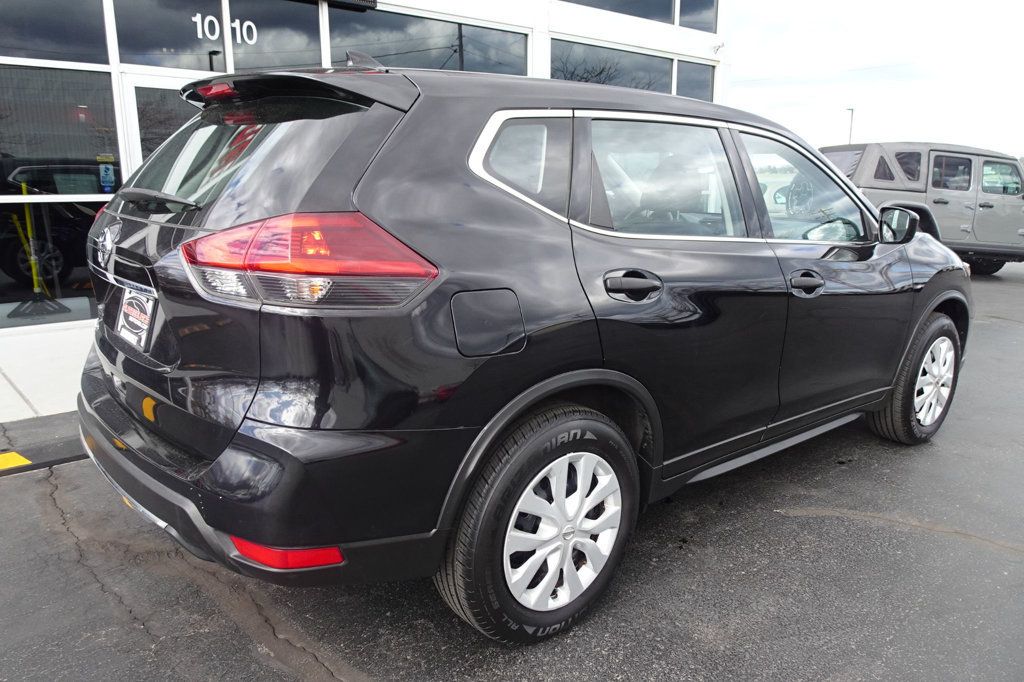 2018 Nissan Rogue S photo 8