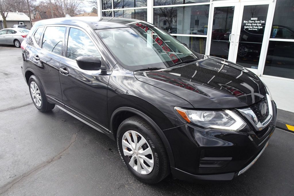 2018 Nissan Rogue S photo 9