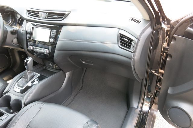 2018 Nissan Rogue FWD SL - 23055929 - 12