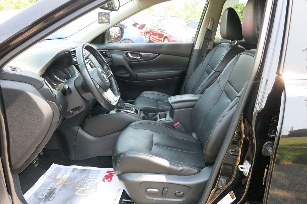 2018 Nissan Rogue FWD SL - 23055929 - 13
