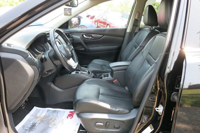 2018 Nissan Rogue FWD SL - 23055929 - 13