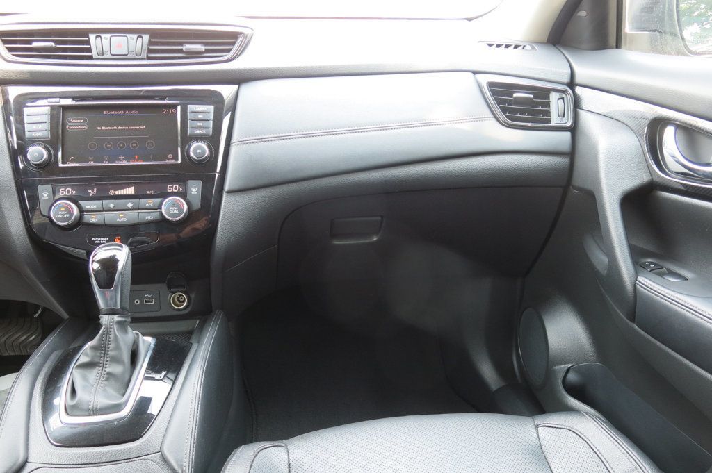2018 Nissan Rogue FWD SL - 23055929 - 21