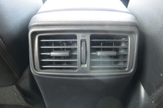 2018 Nissan Rogue FWD SL - 23055929 - 23