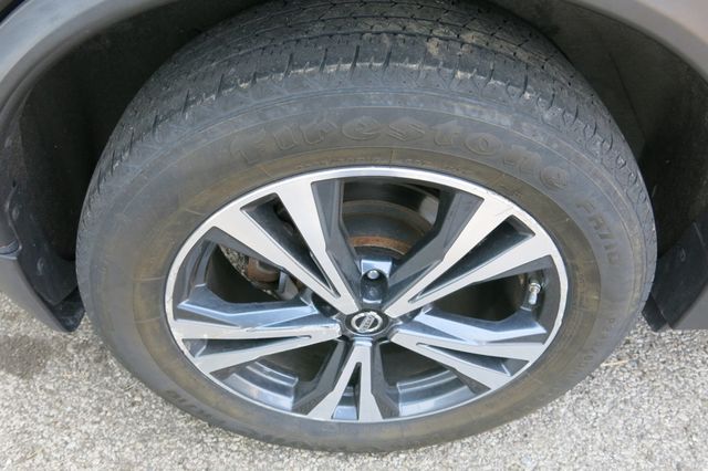 2018 Nissan Rogue FWD SL - 23055929 - 33