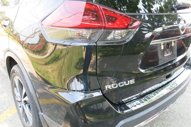 2018 Nissan Rogue FWD SL - 23055929 - 39