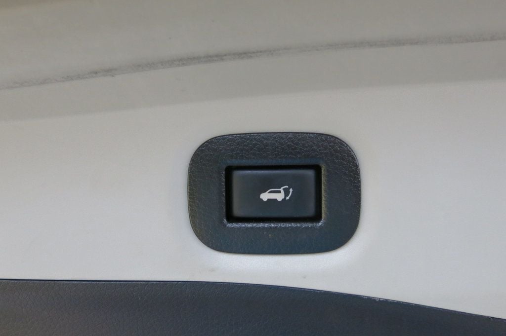2018 Nissan Rogue FWD SL - 23055929 - 51