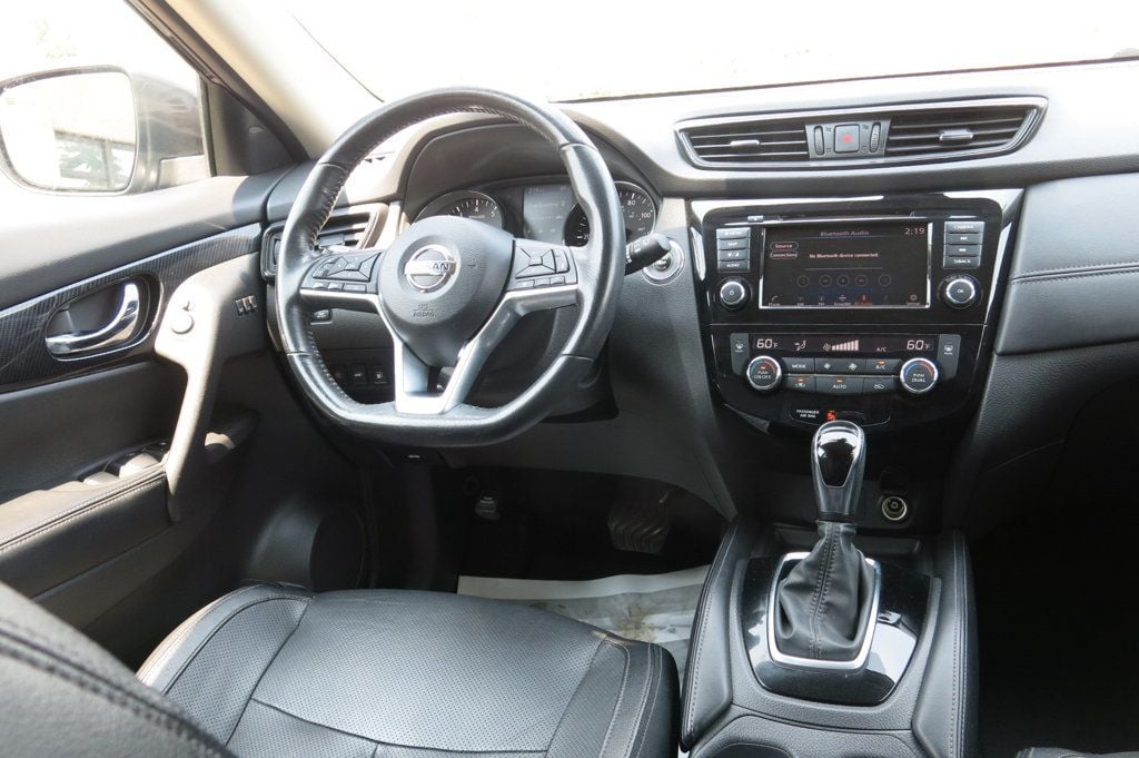2018 Nissan Rogue FWD SL - 23055929 - 52