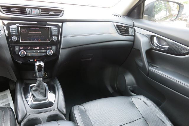 2018 Nissan Rogue FWD SL - 23055929 - 53