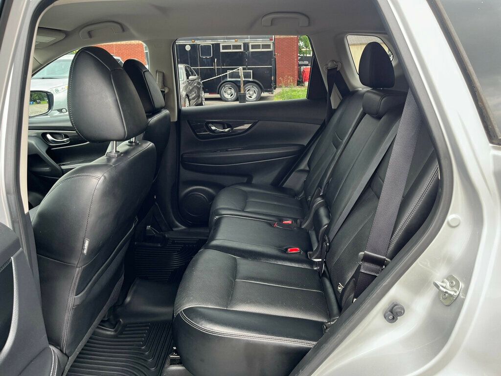 2018 Nissan Rogue FWD SL - 22878468 - 11