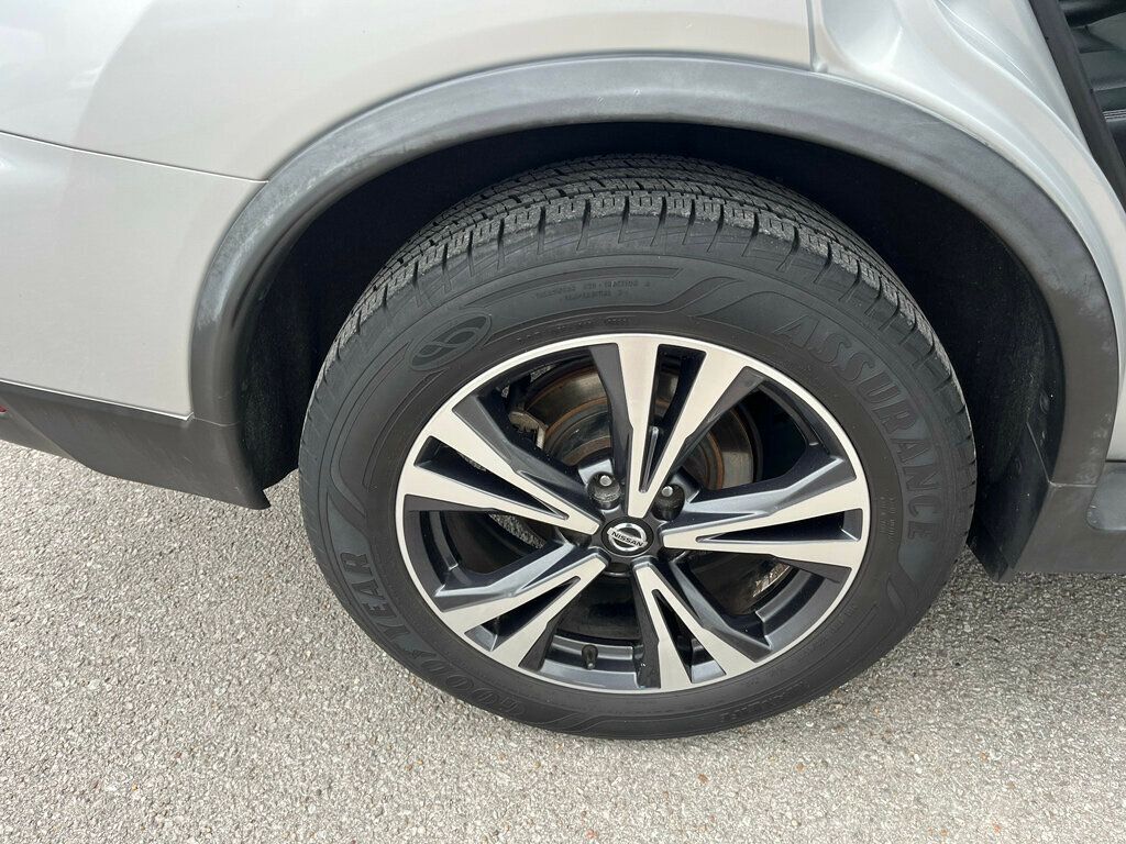 2018 Nissan Rogue FWD SL - 22878468 - 15