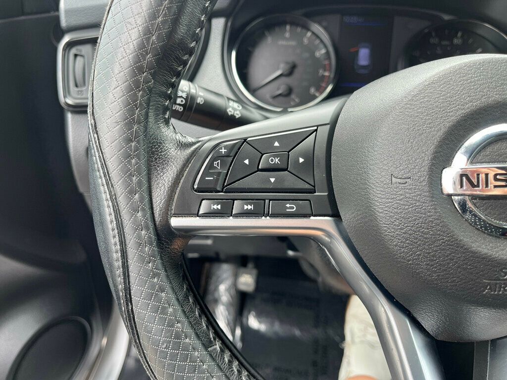 2018 Nissan Rogue FWD SL - 22878468 - 16