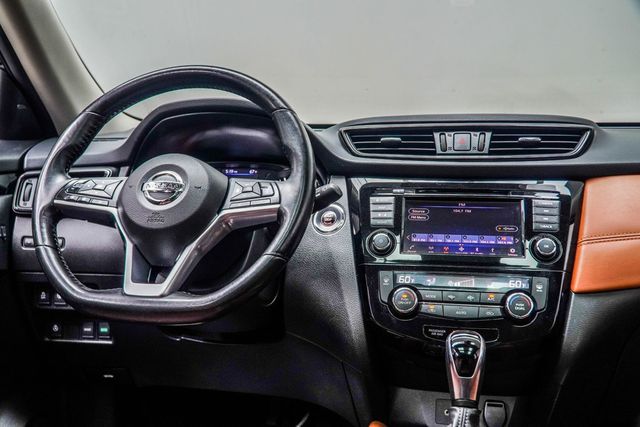 2018 Nissan Rogue FWD SL - 23003022 - 16