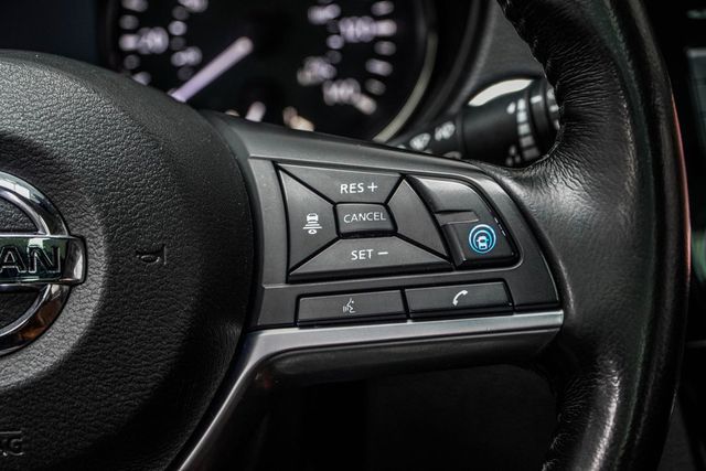 2018 Nissan Rogue FWD SL - 23003022 - 32