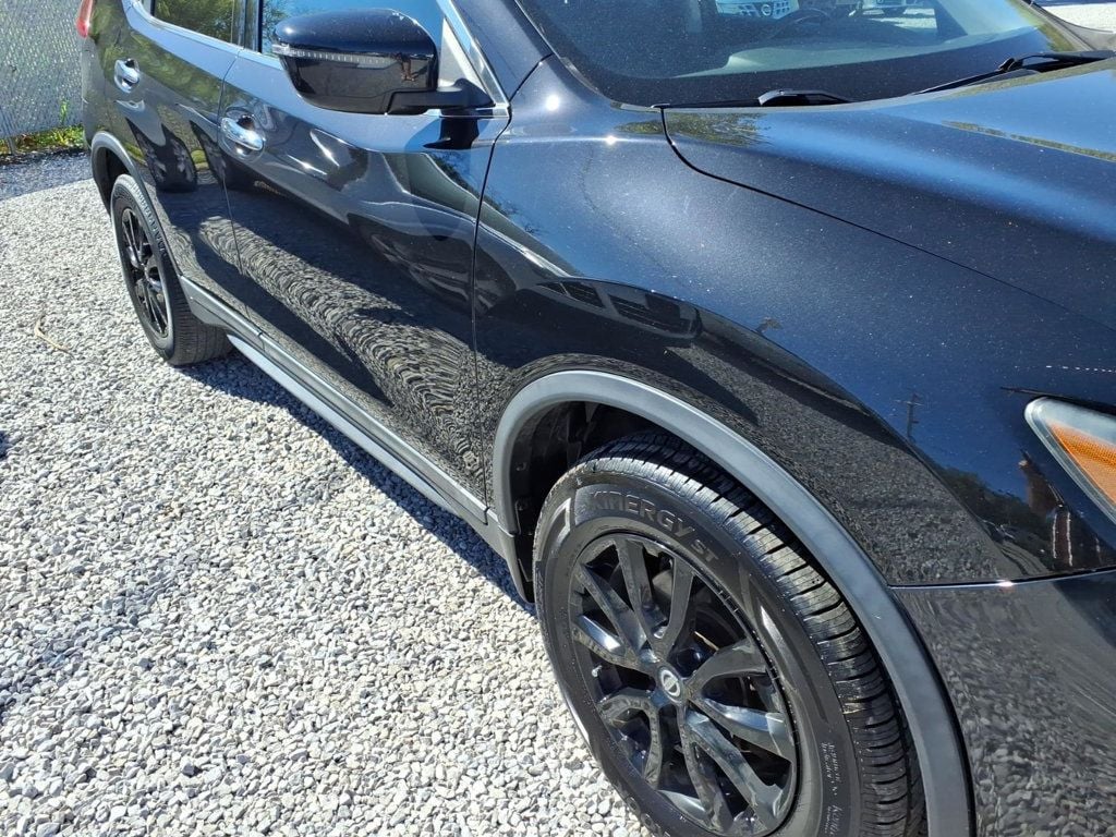 Nissan Rogue photo 17