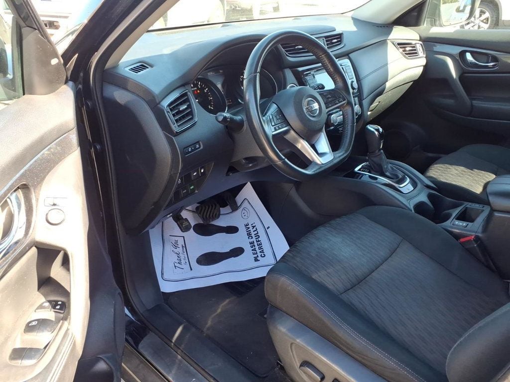 Nissan Rogue photo 6