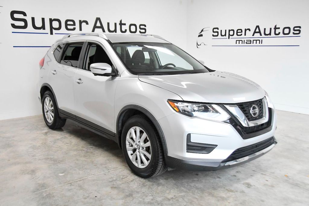 2018 Nissan Rogue FWD SV - 21780974 - 2