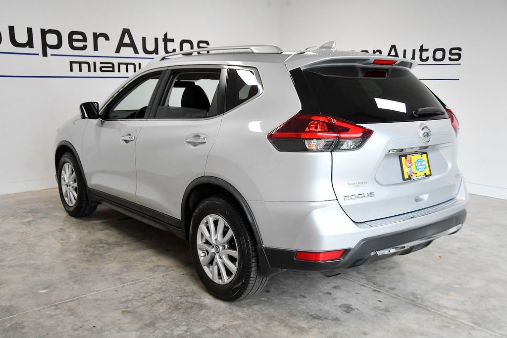 2018 Nissan Rogue FWD SV - 21780974 - 5