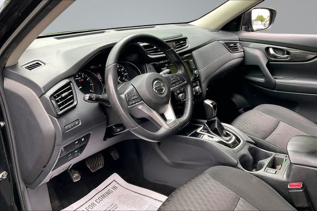 2018 Nissan Rogue FWD SV - 23025900 - 10