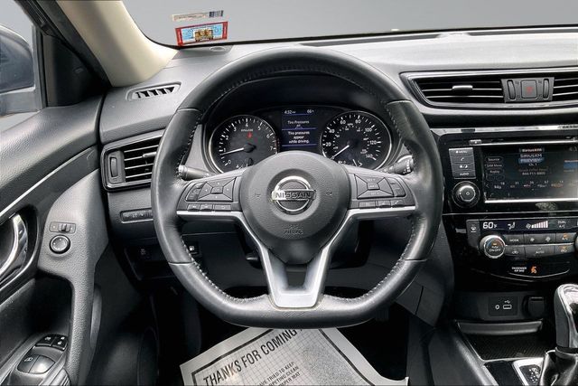 2018 Nissan Rogue FWD SV - 23025900 - 20