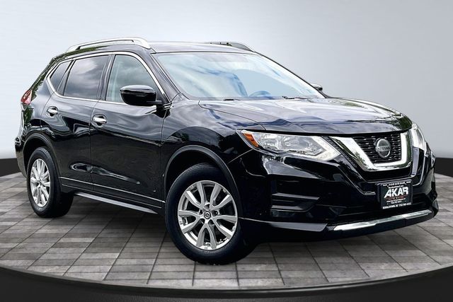 2018 Nissan Rogue FWD SV - 23025900 - 2