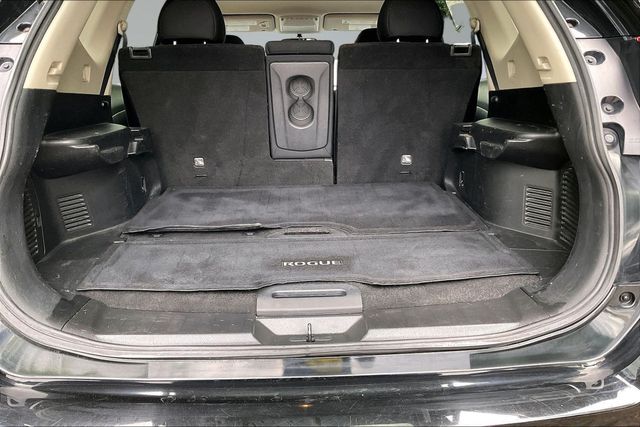 2018 Nissan Rogue FWD SV - 23025900 - 35
