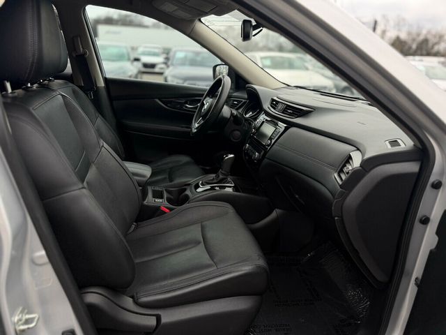 2018 Nissan Rogue Navigation, Backup Camera, Leather seats!  - 22949866 - 24