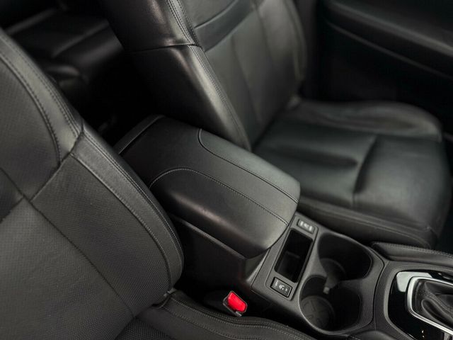 2018 Nissan Rogue Navigation, Backup Camera, Leather seats!  - 22949866 - 25